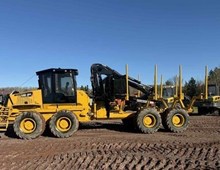 2016 Caterpillar 584 HD